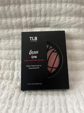 The Lip Bar Glow On Highlighting Blush - Outspoken Pink